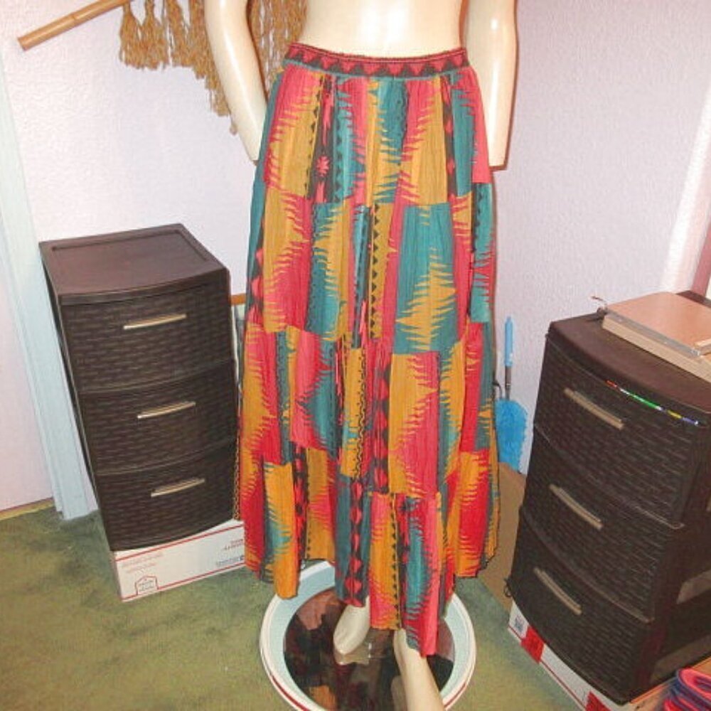 Vtg Circle T Patchwork Tiered Maxi Skirt Size M Full Pleated Southwestern Navajo